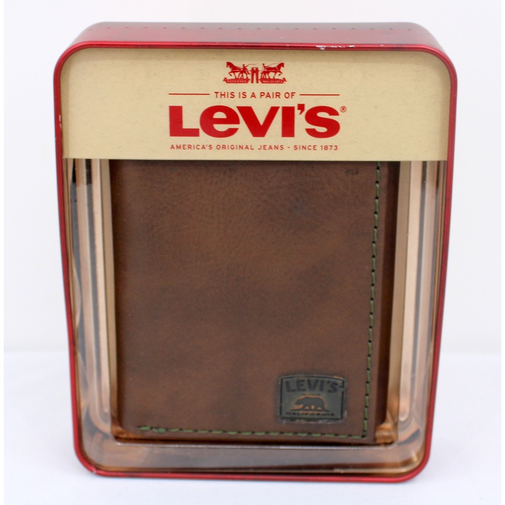Levi's Men's Bifold Wallet Brown Faux Leather with Gift Tin